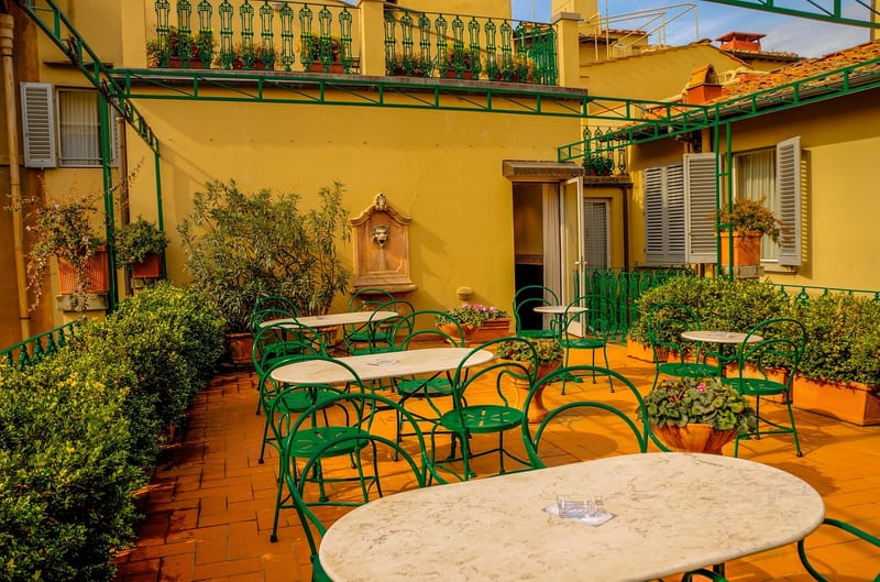 Urban Rooftop Terrace Design